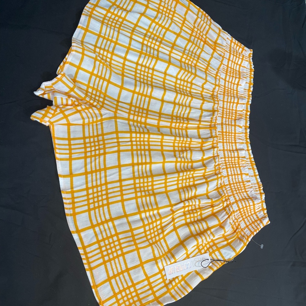 XXXL Forever 21 super cute orange and white summer short coverup. Brand NEW!
